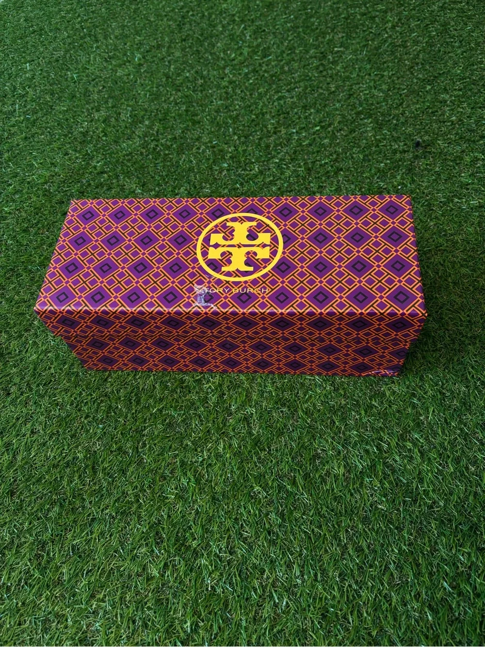 Tory Burch Sandals Black with gems Size 6-6.5